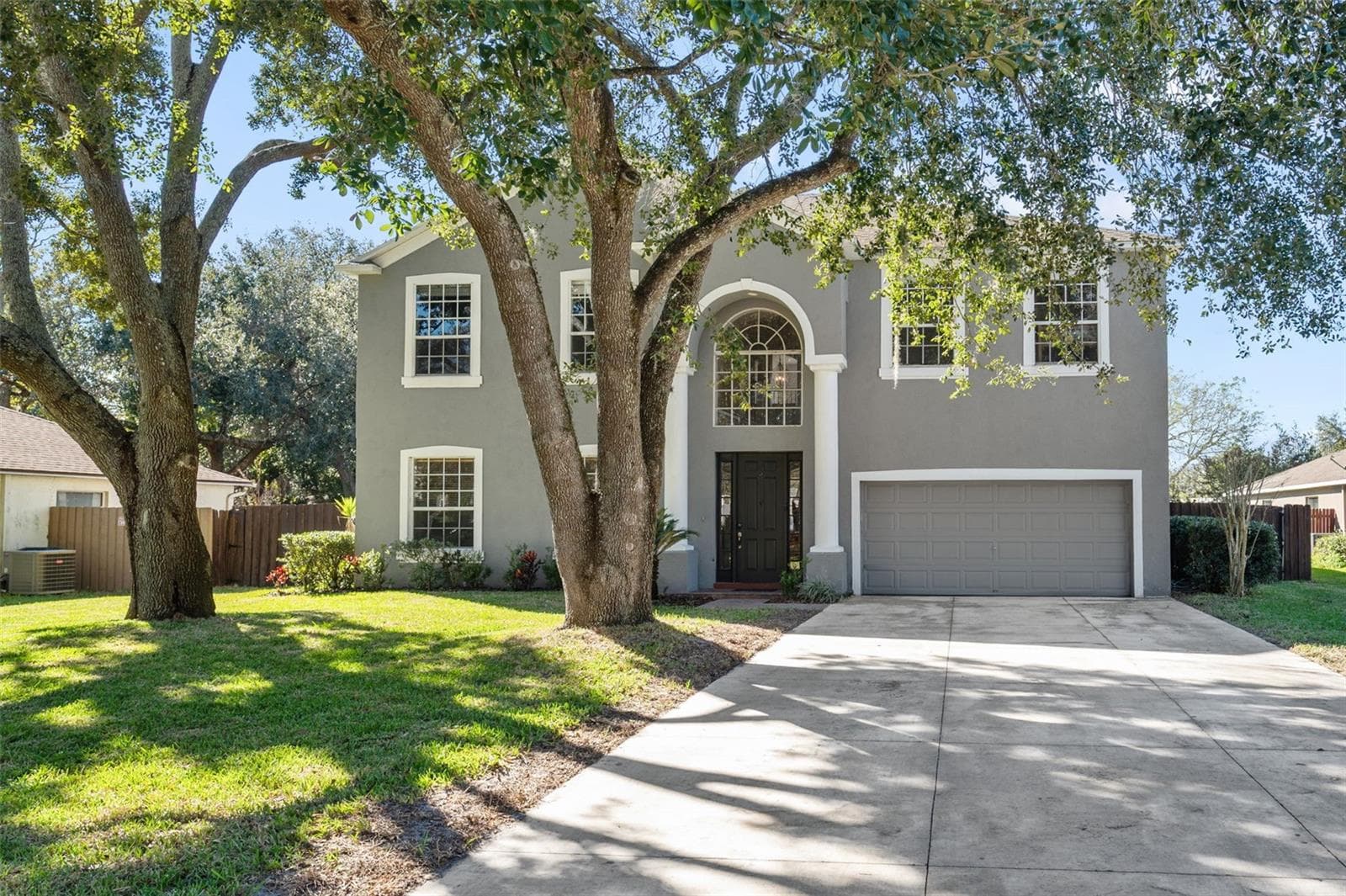 1542 McCrea Dr photo 5