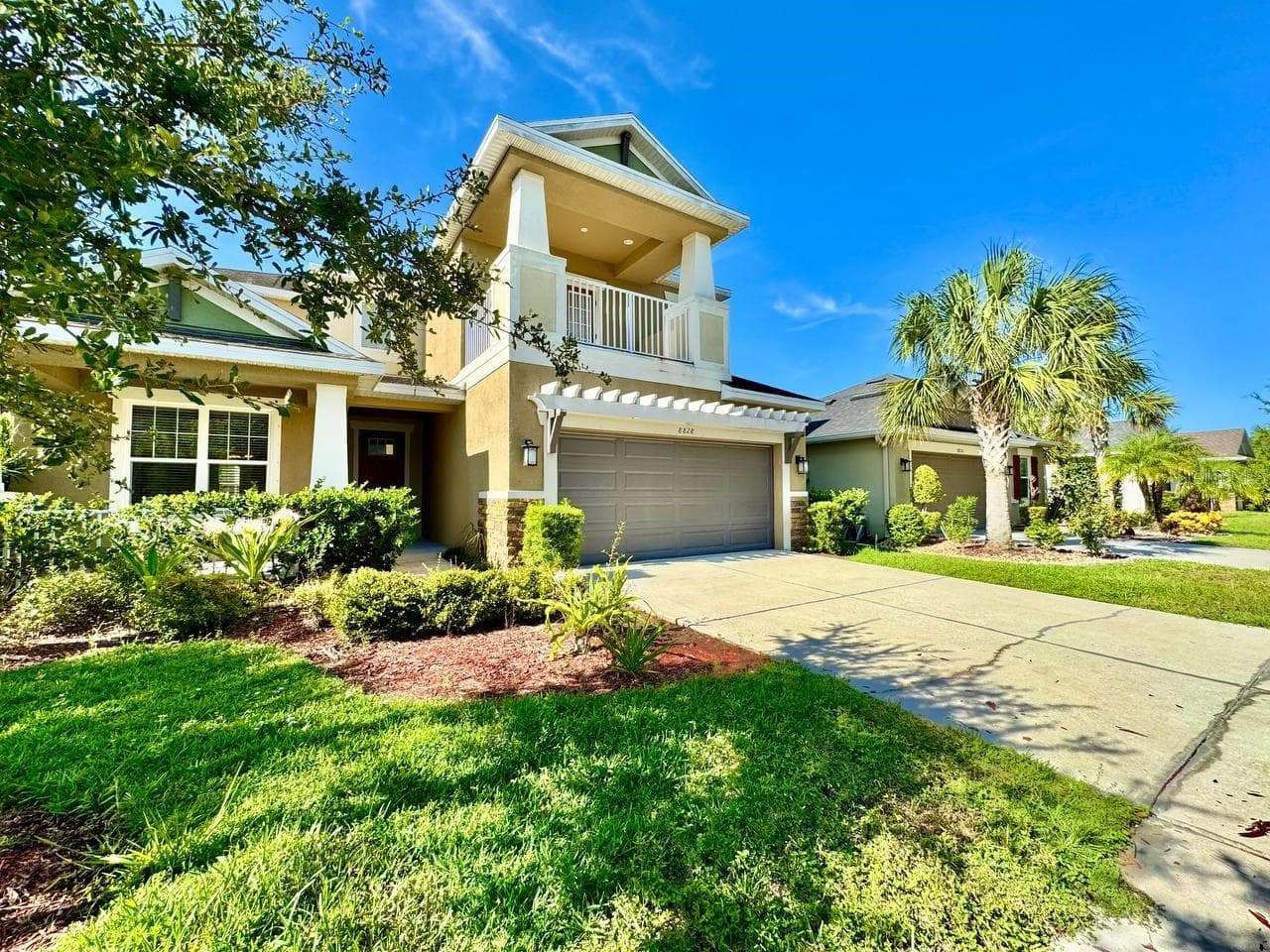 8828 Tropical Palm Dr photo 3