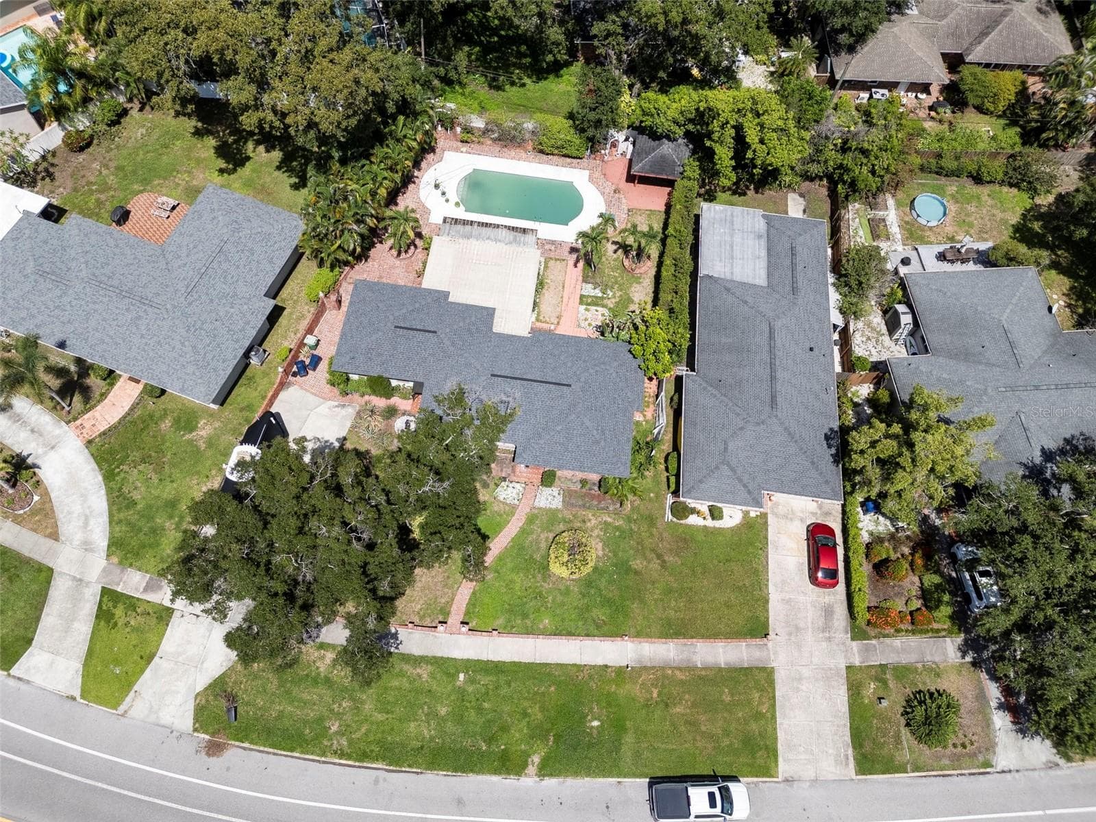 451 W Davis Blvd photo 4