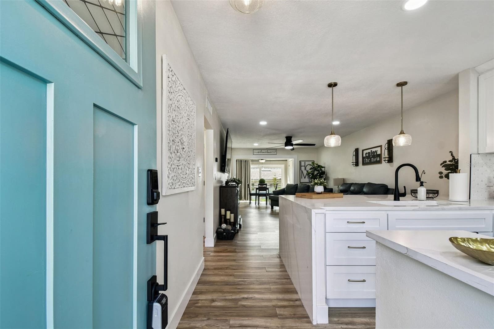 9032 Mission Oaks Blvd #F photo 5