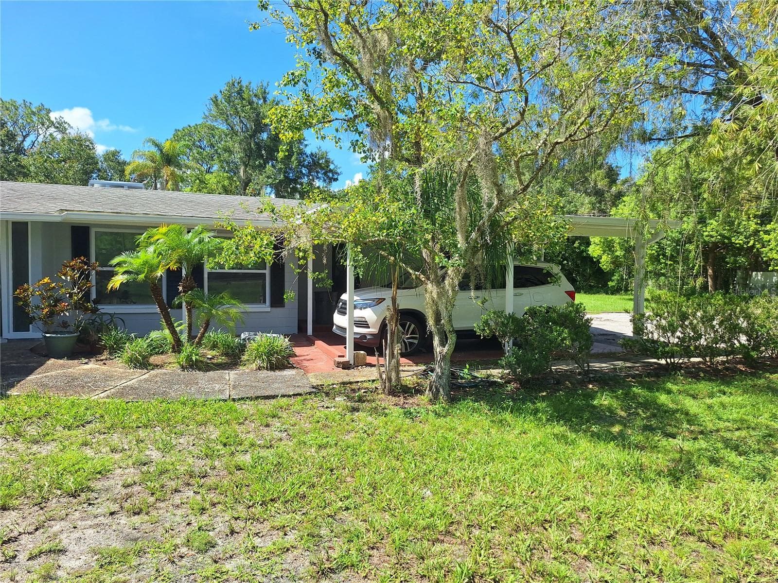 7606 Van Dyke Rd