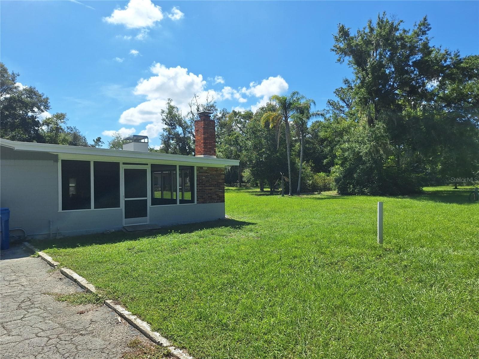 7606 Van Dyke Rd photo 4