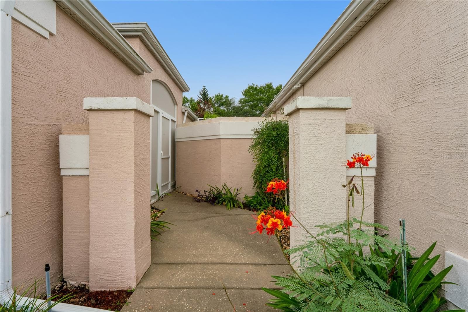 312 Royal Palm Way photo 3