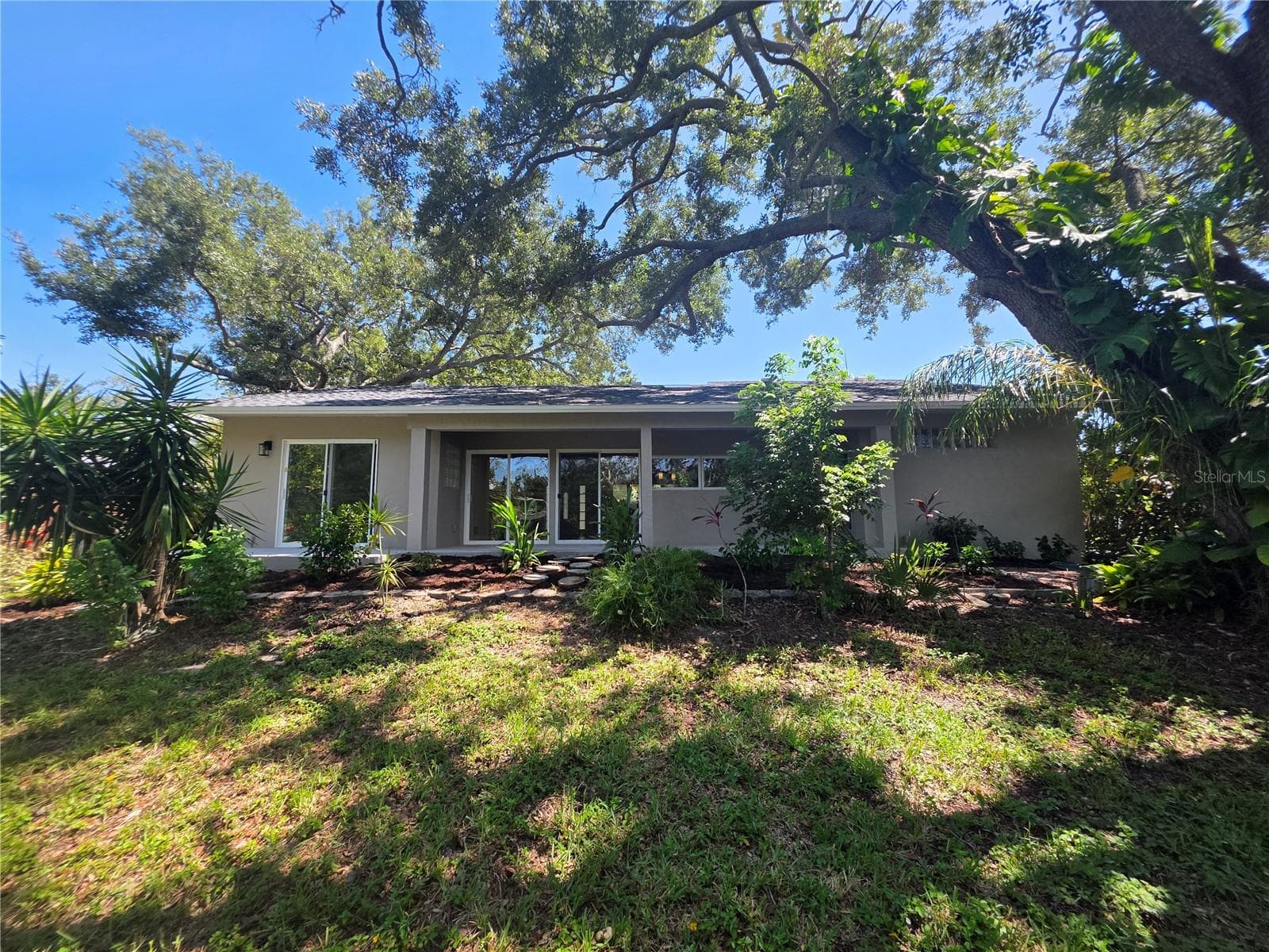7708 NW 9th Ave Dr