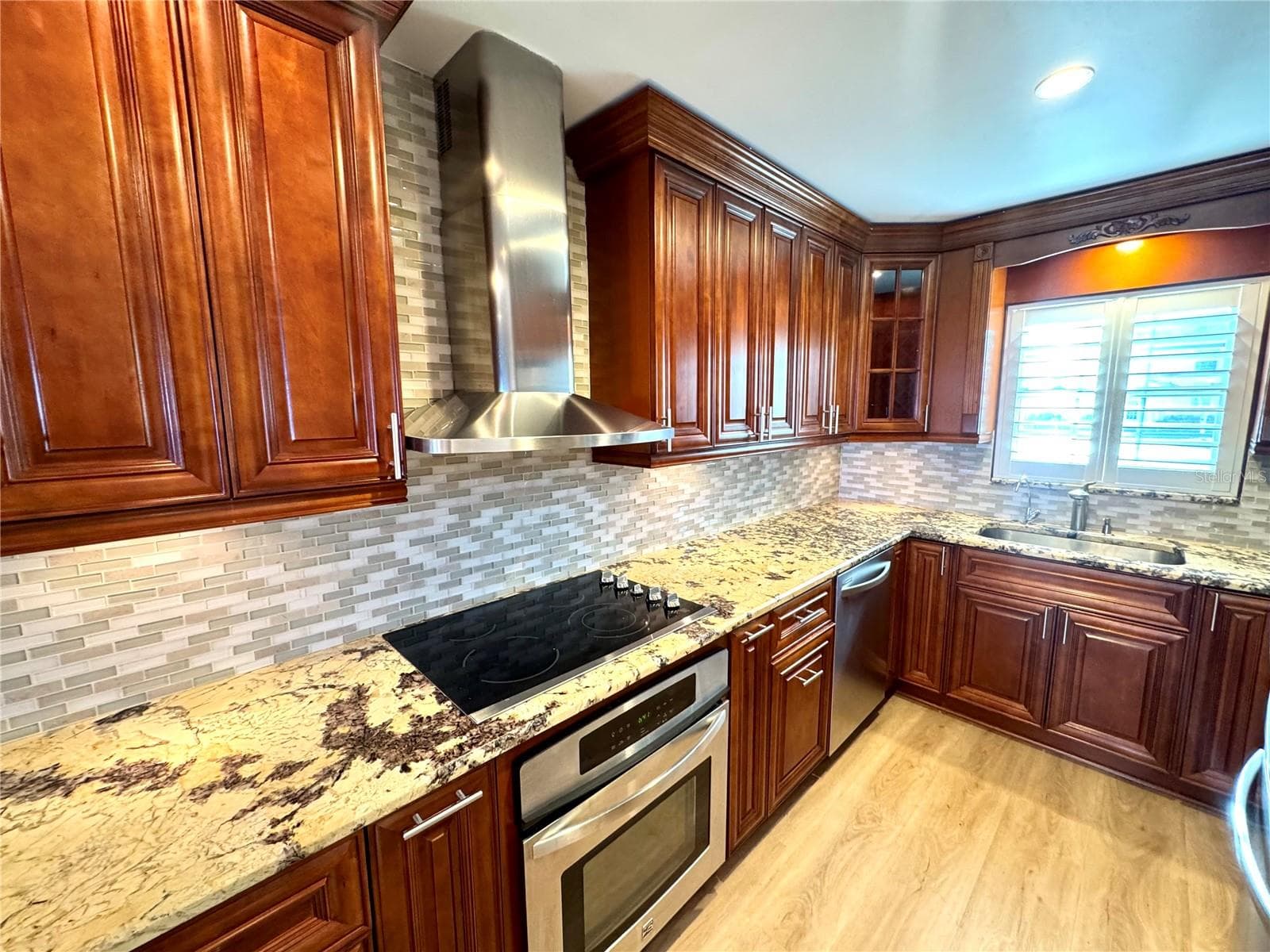 4974 Coquina Key Dr SE photo 3