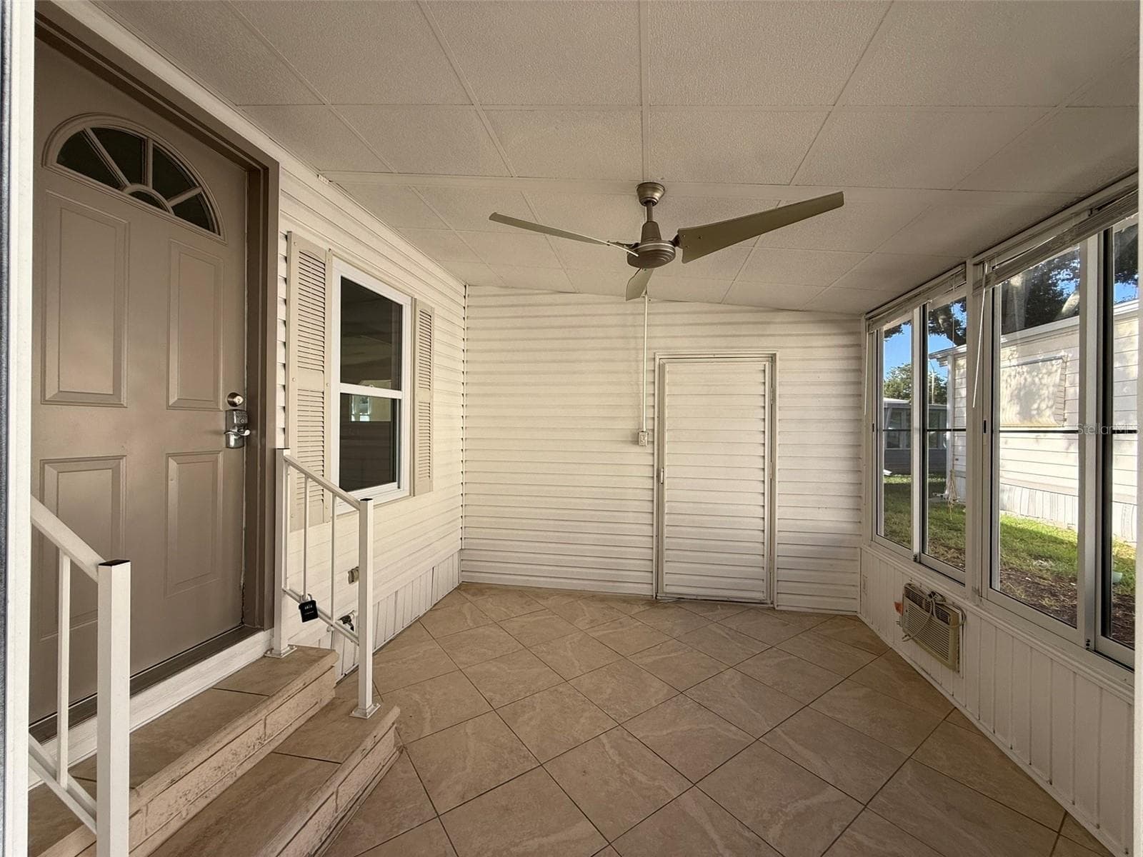 130 Clubview Dr #2