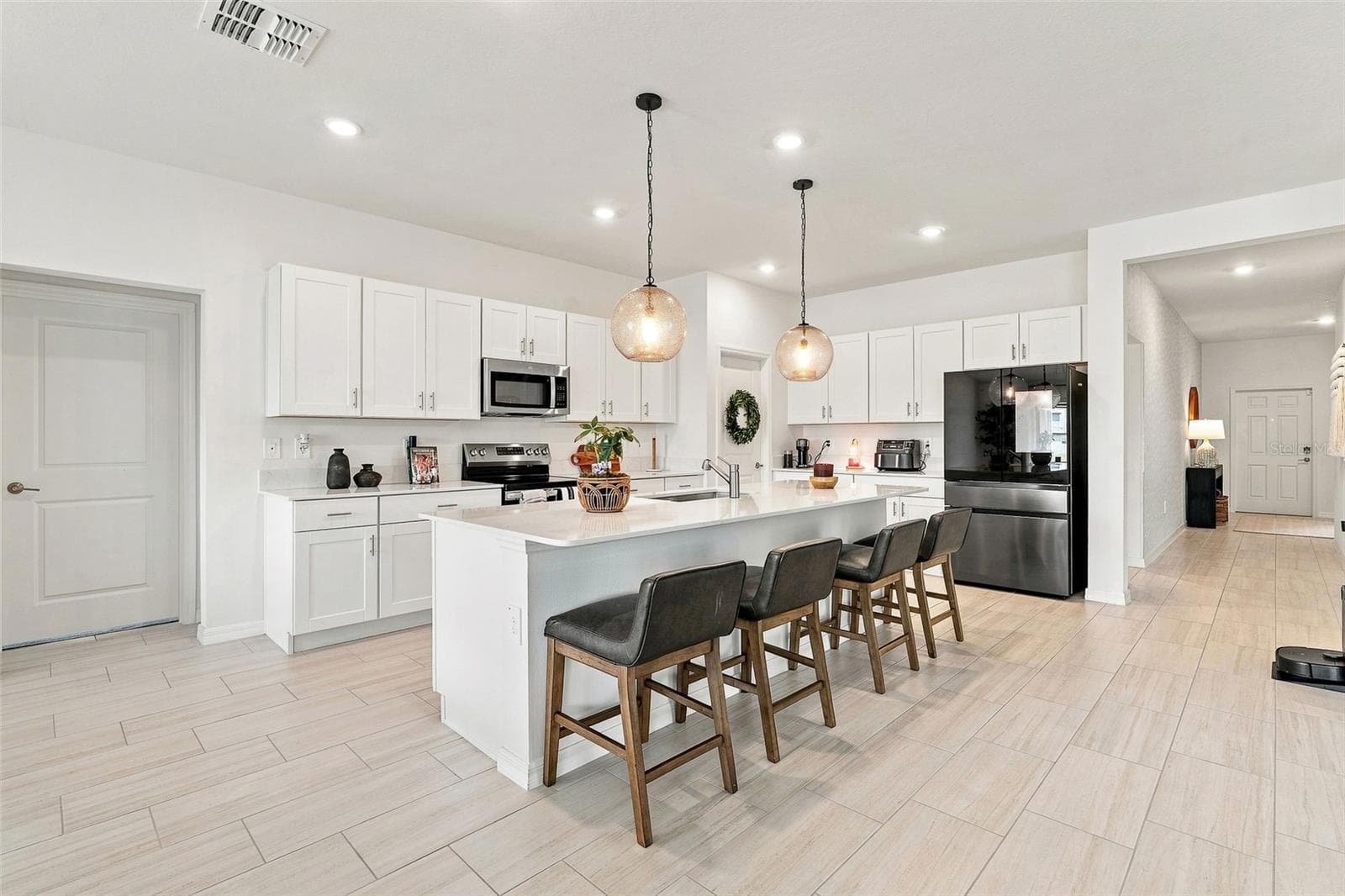 15173 Rainbow Quartz St photo 5