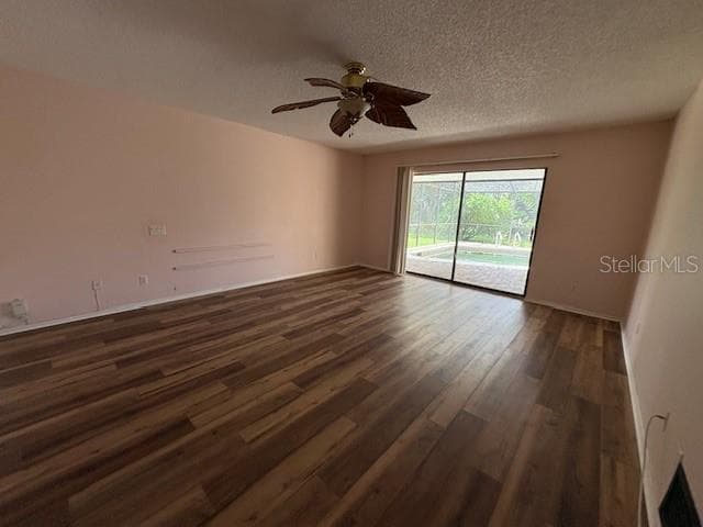 4240 Charing Cross Rd photo 4