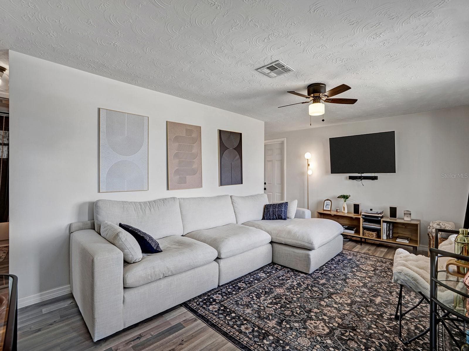 2603 Society Dr photo 3