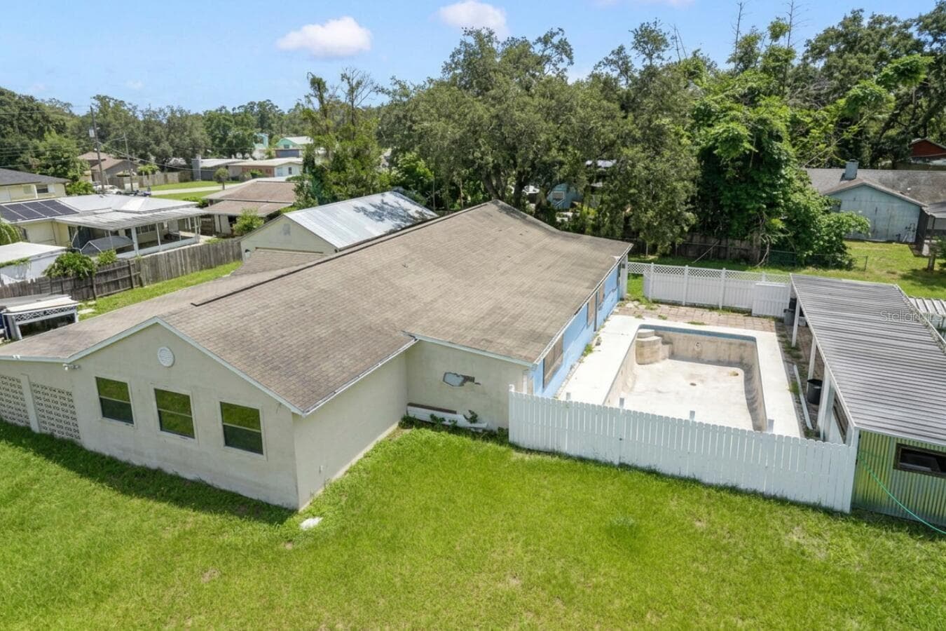 11735 Marjory Ave photo 4