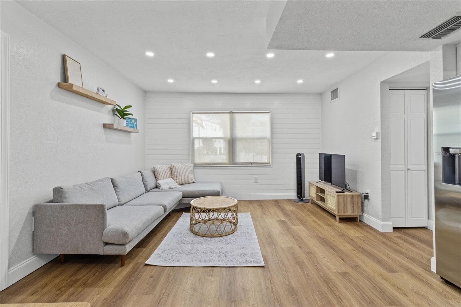 9895 1st St E #5 photo 5