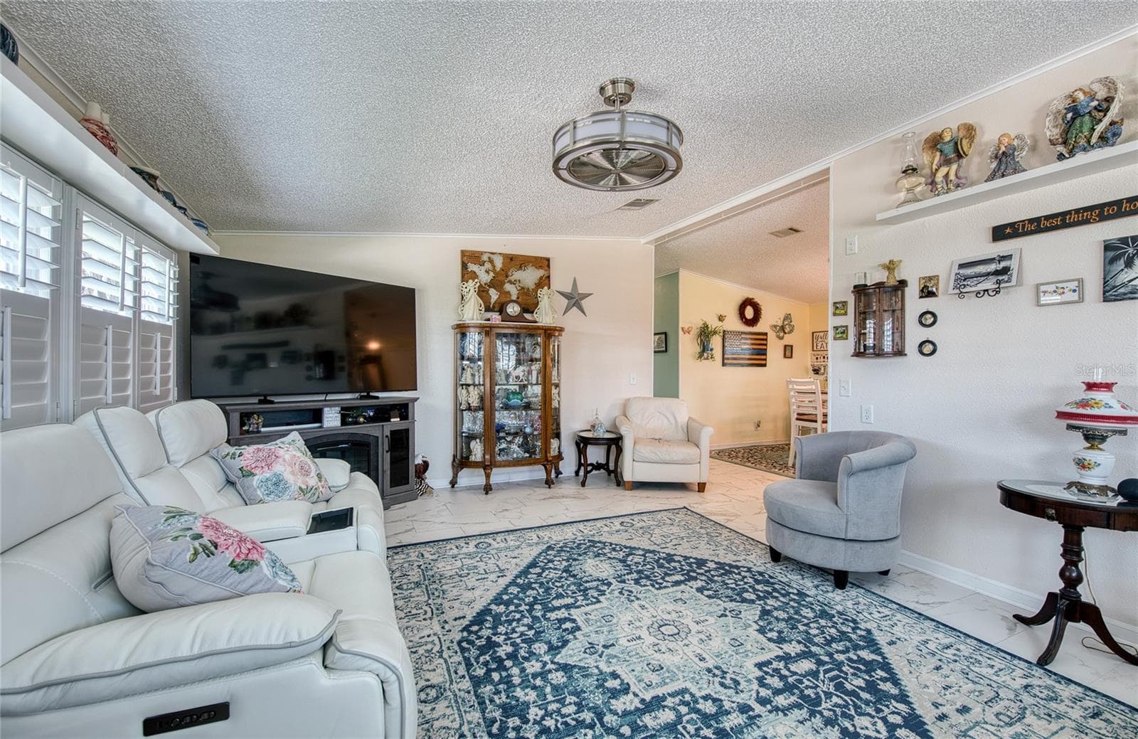 214 Dolphin Dr N photo 4