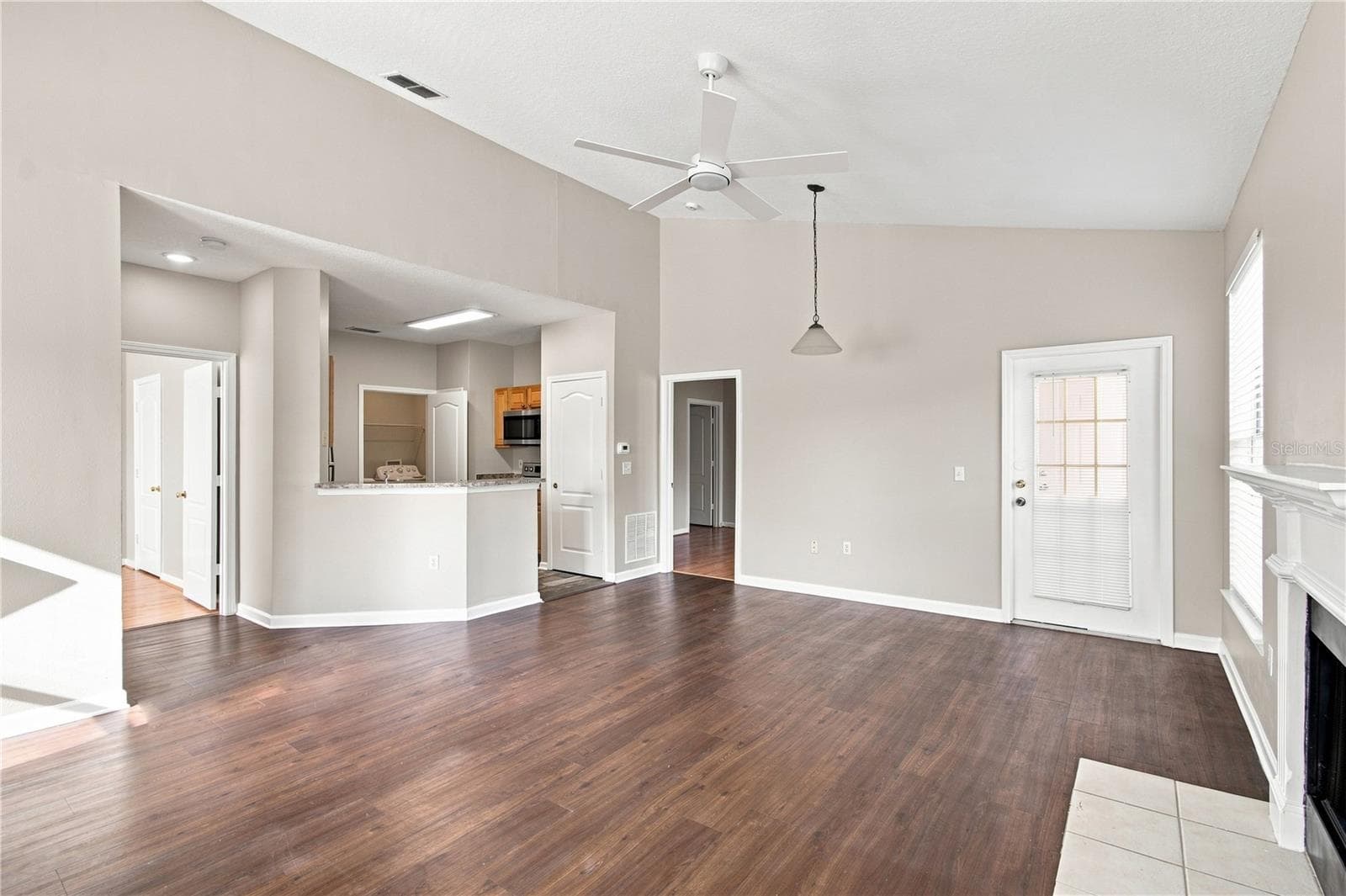 10467 Villa View Cir #10467 photo 5
