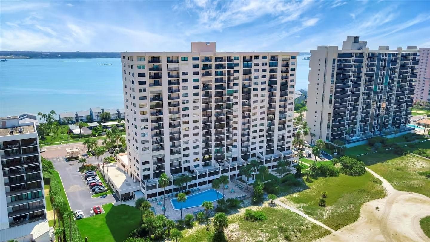 1270 Gulf Blvd #701 photo 4