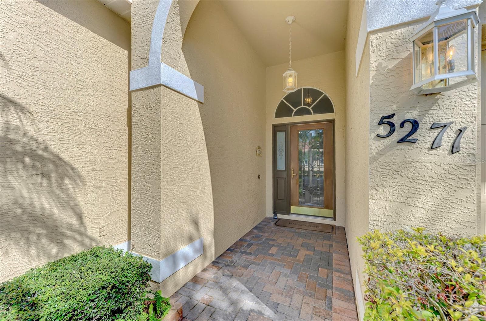5271 Highbury Cir photo 4