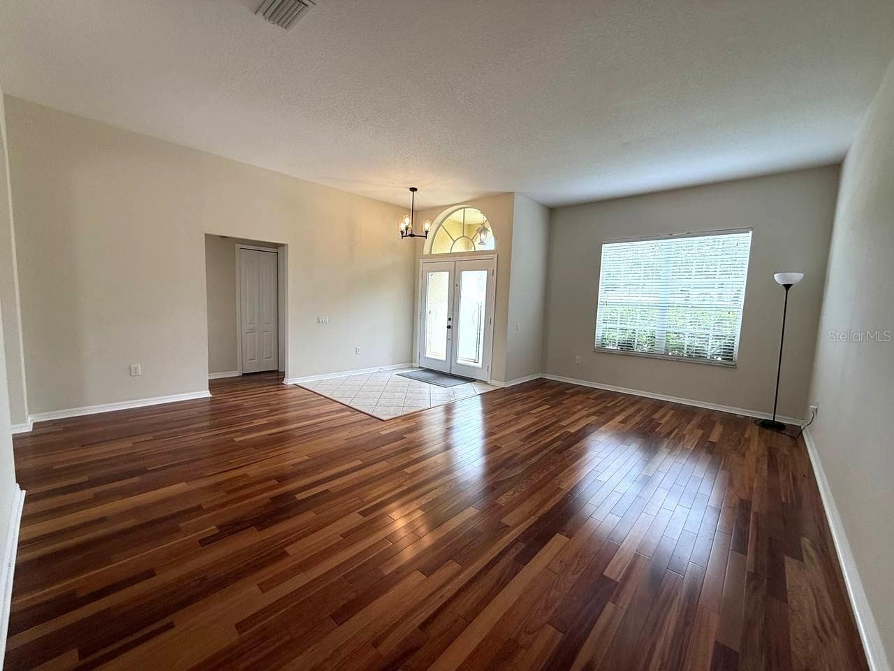 5335 Bold Venture Pl photo 4