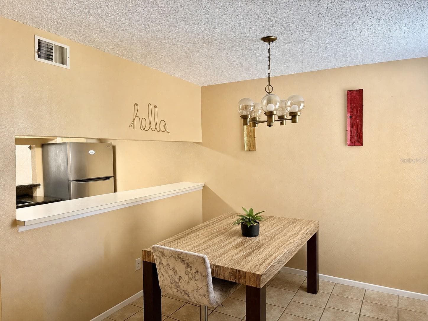 7011 Waterside Dr photo 4