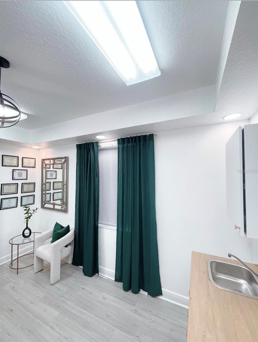 27551 Cashford Cir #101 photo 3