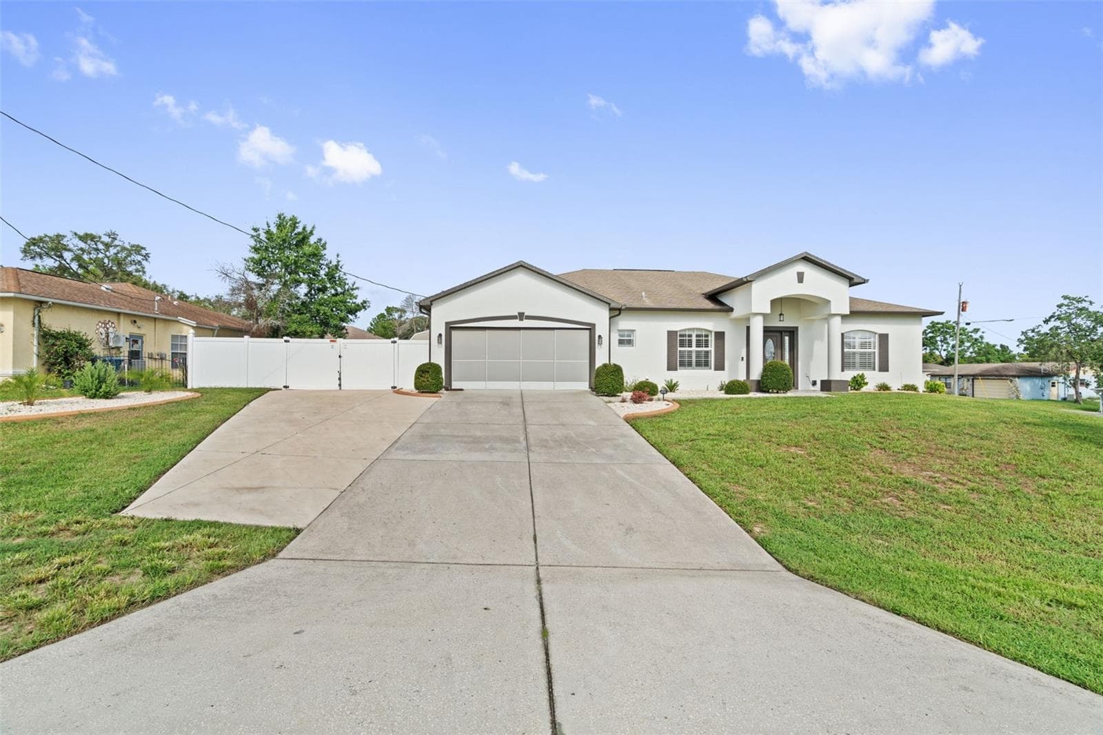 3059 Hoban Ave photo 3
