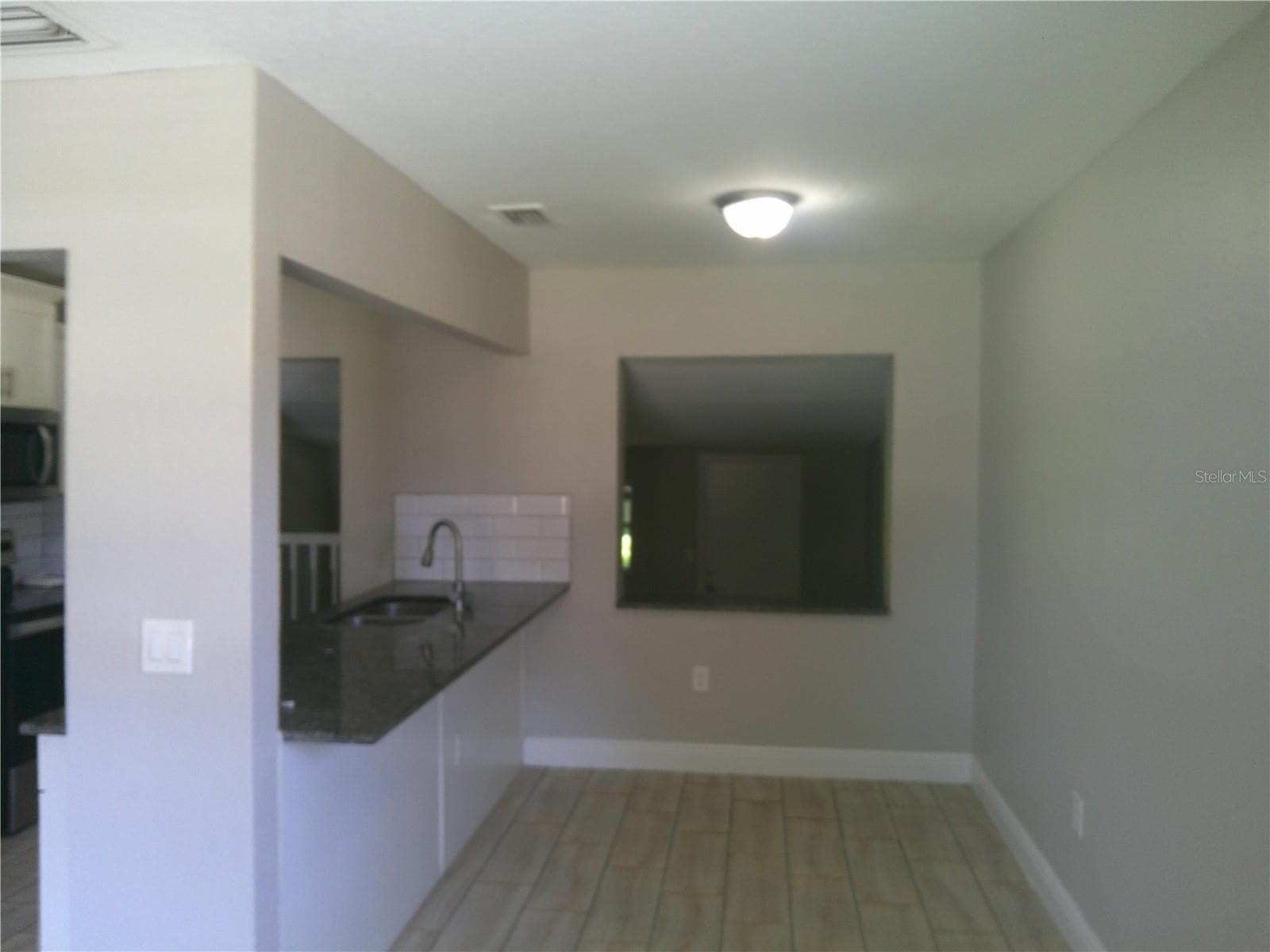 1241 Nicholson St photo 3