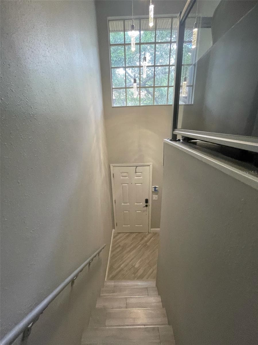 1450 Mahogany Ln