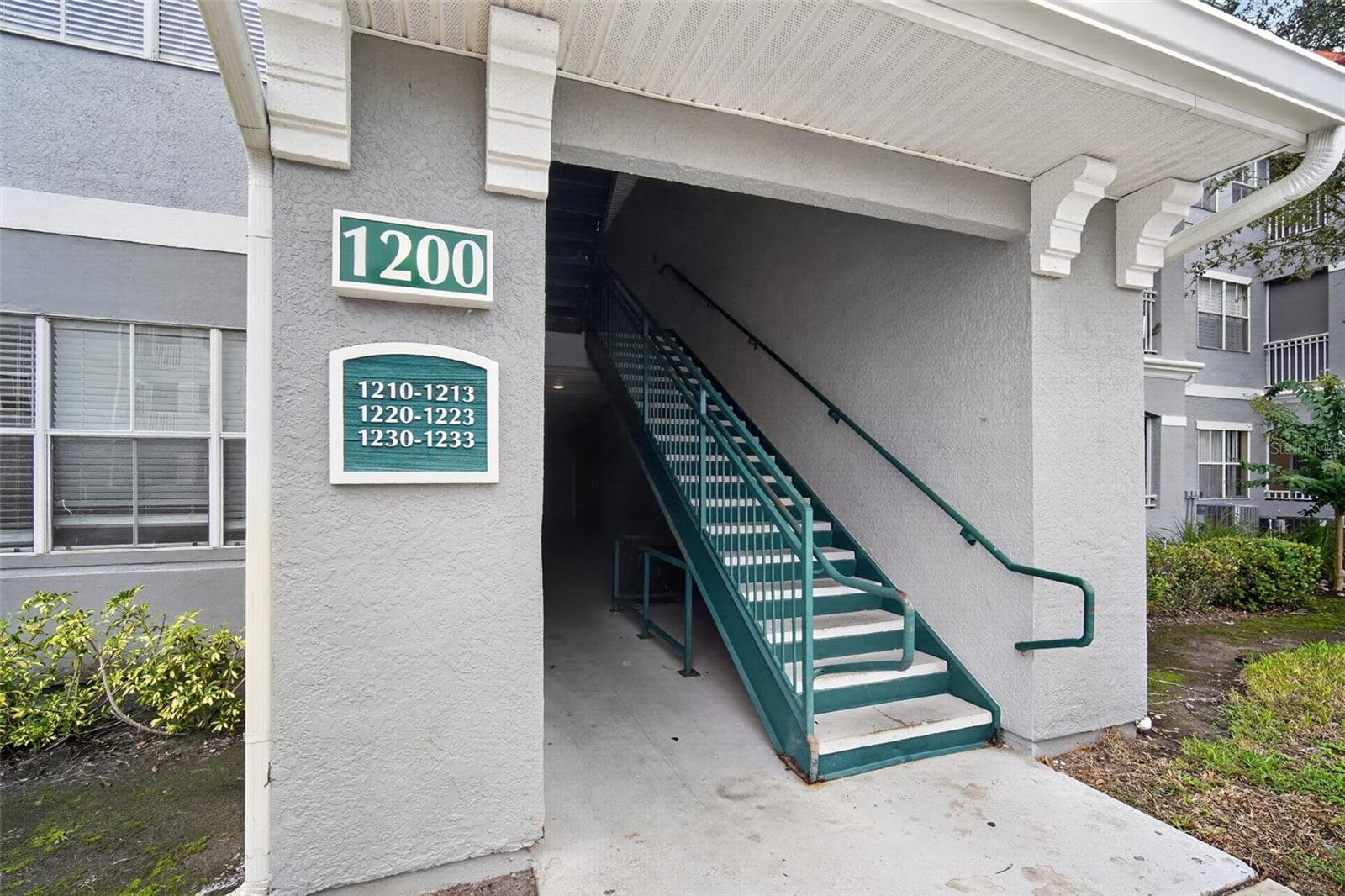 18001 Richmond Place Dr #1223 photo 3