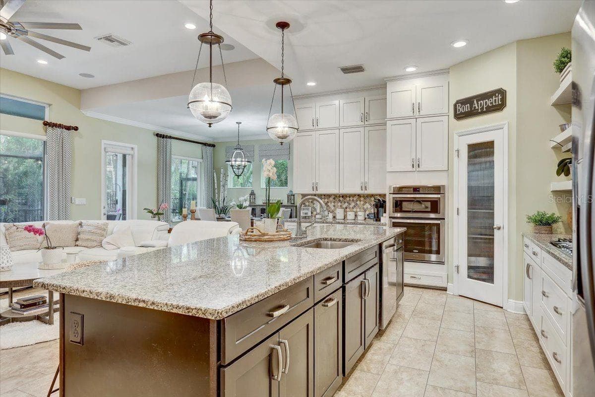 7209 Meeting House Ln photo 5