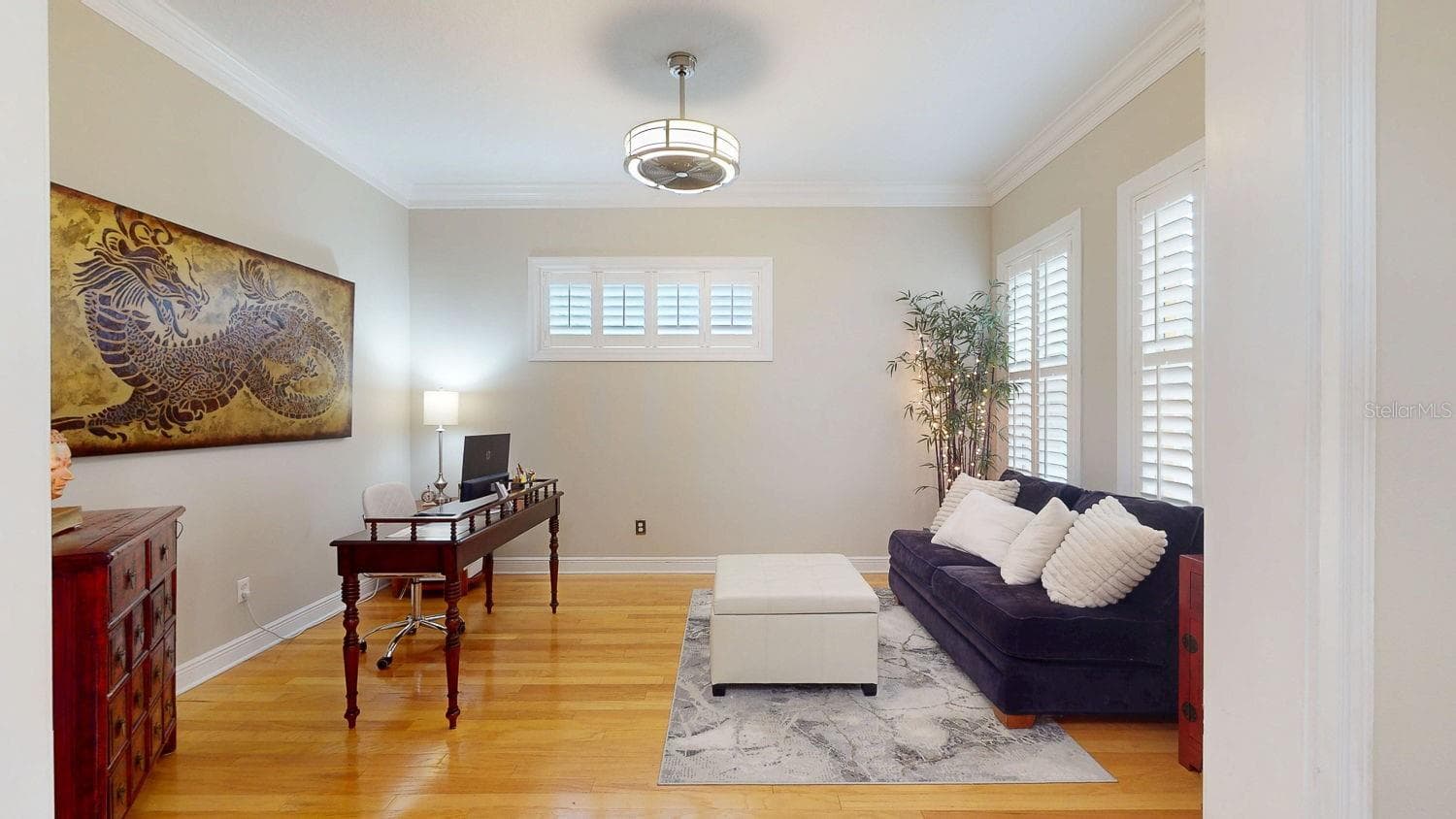 116 S Hesperides St photo 5