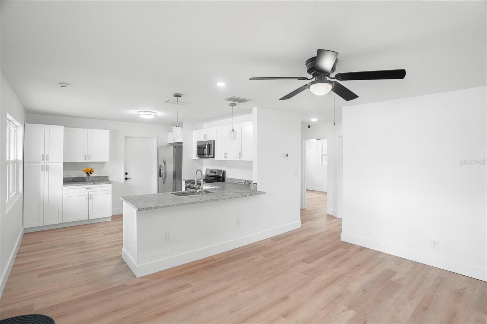 4406 W Wallace Ave photo 4