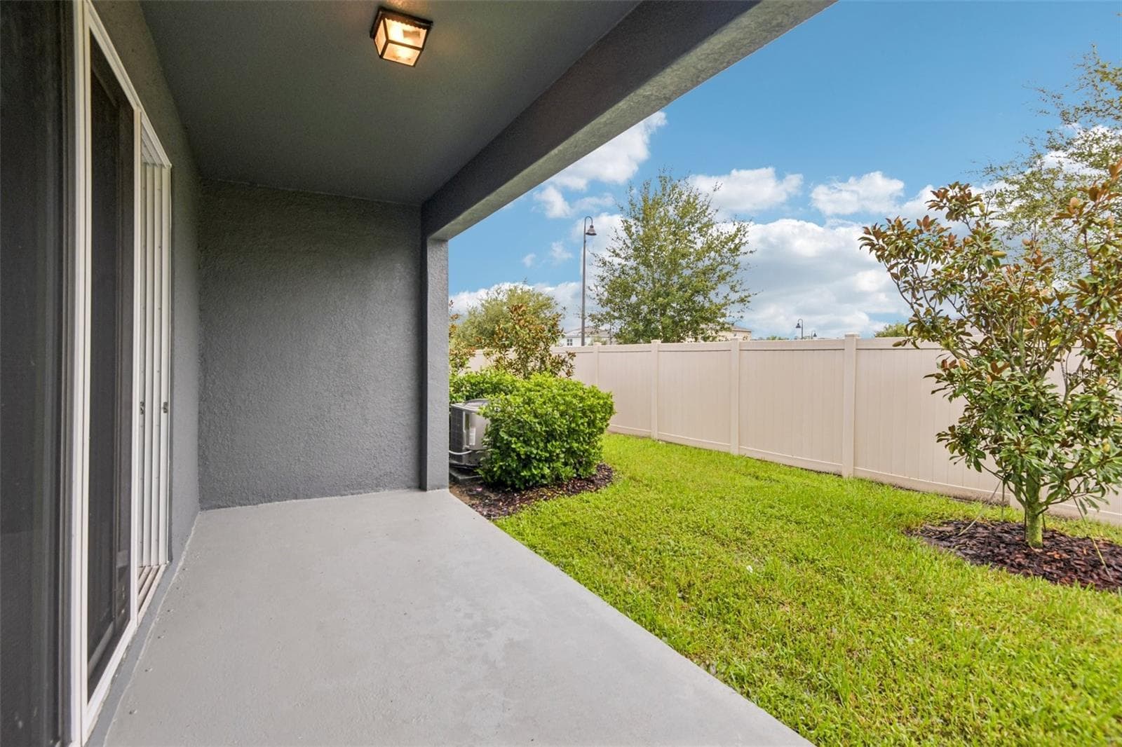 2685 Suncoast Blend Dr photo 3