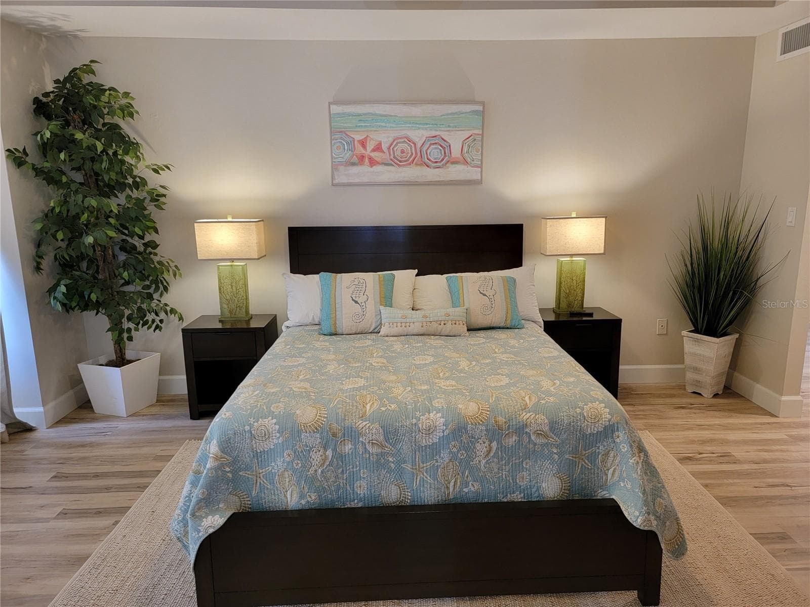 7650 Bayshore Dr #302 photo 5