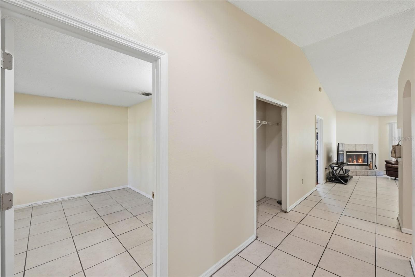1593 Watson Oaks CT photo 4