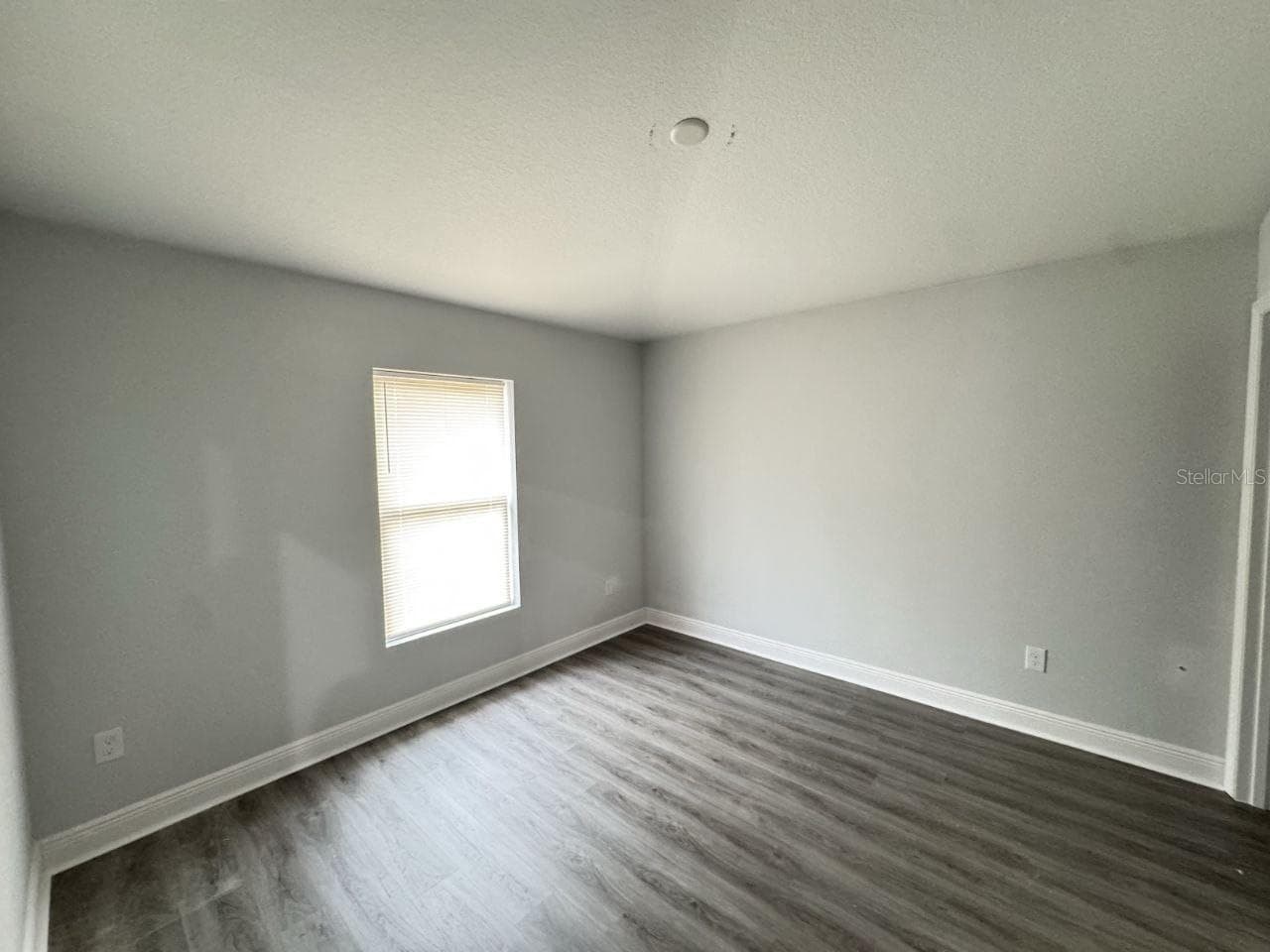 399 Quentin Ave NW photo 5
