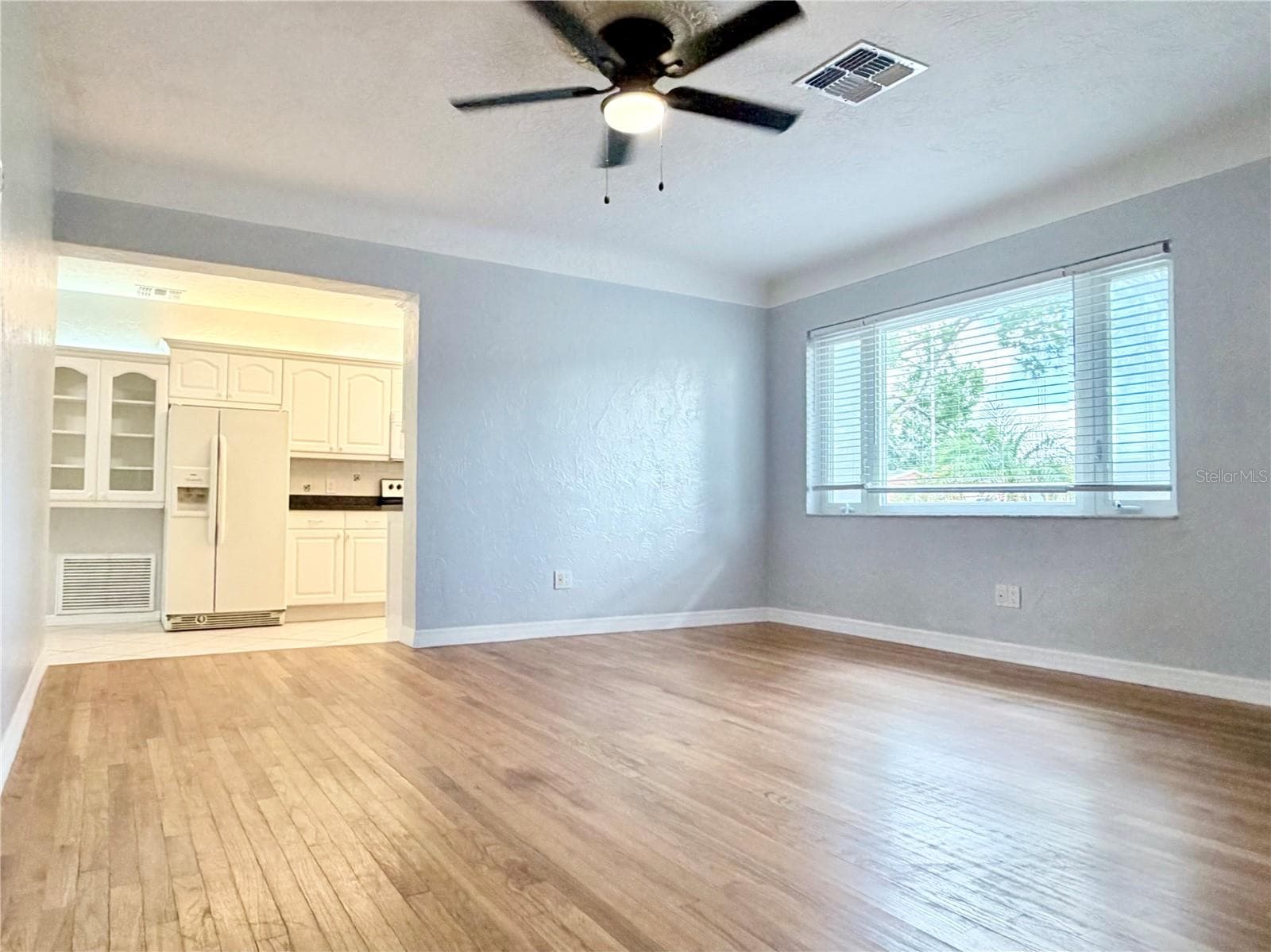 4320 Yardley Ave N photo 4