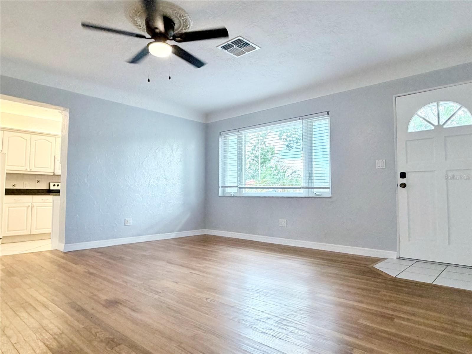 4320 Yardley Ave N photo 5
