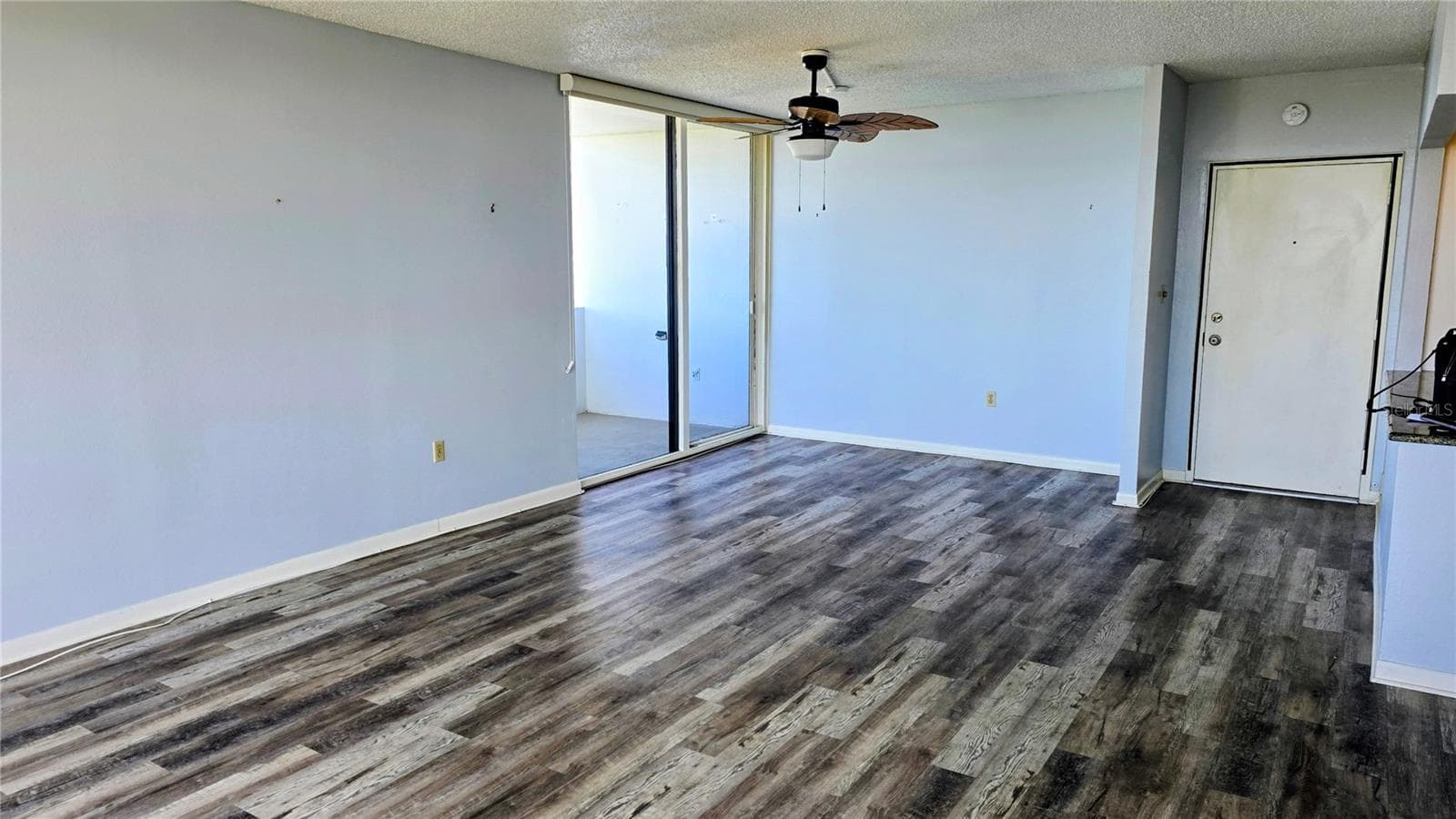 30 Turner St #704 photo 5