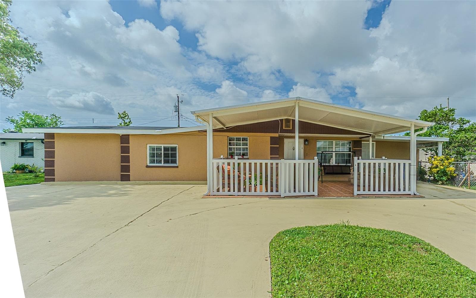 4536 W Idlewild Ave photo 3