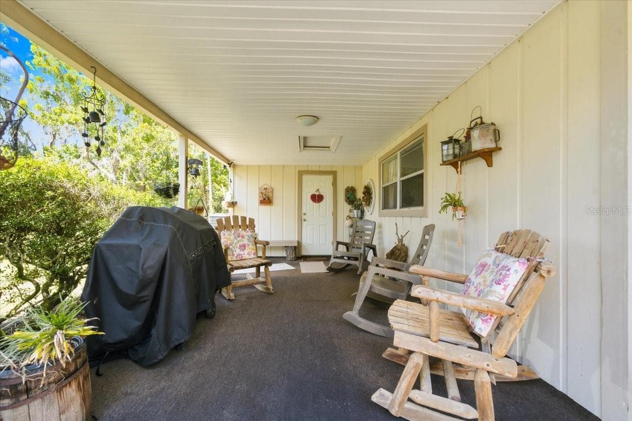 15535 Renee Ln photo 5