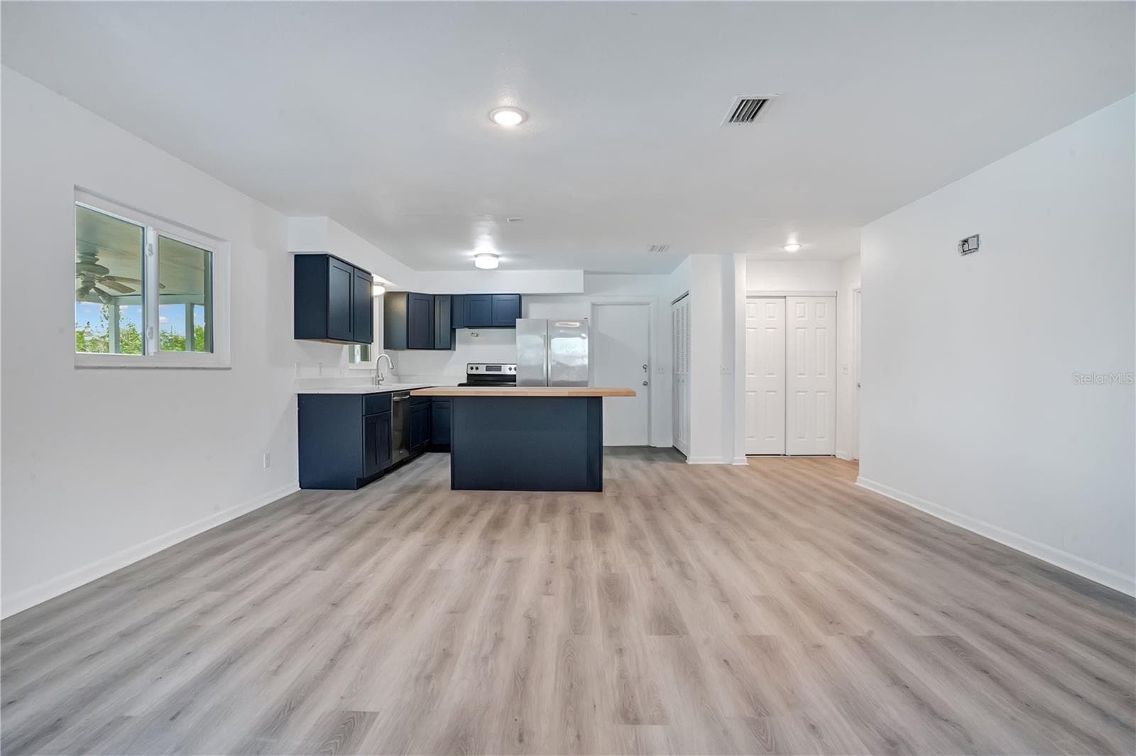 205 Fern Rd photo 5