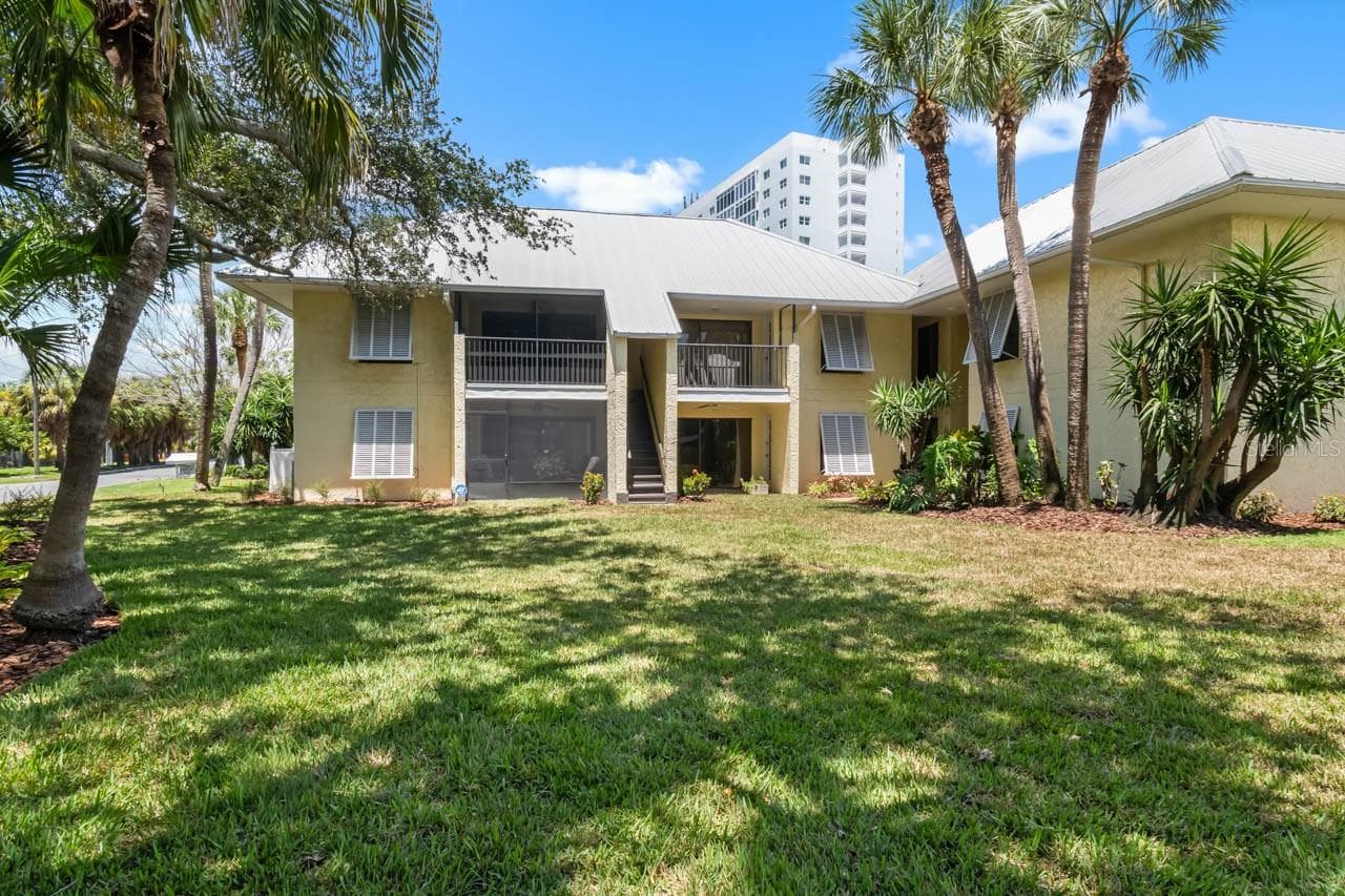7300 Sunshine Skyway Ln S #202 photo 4