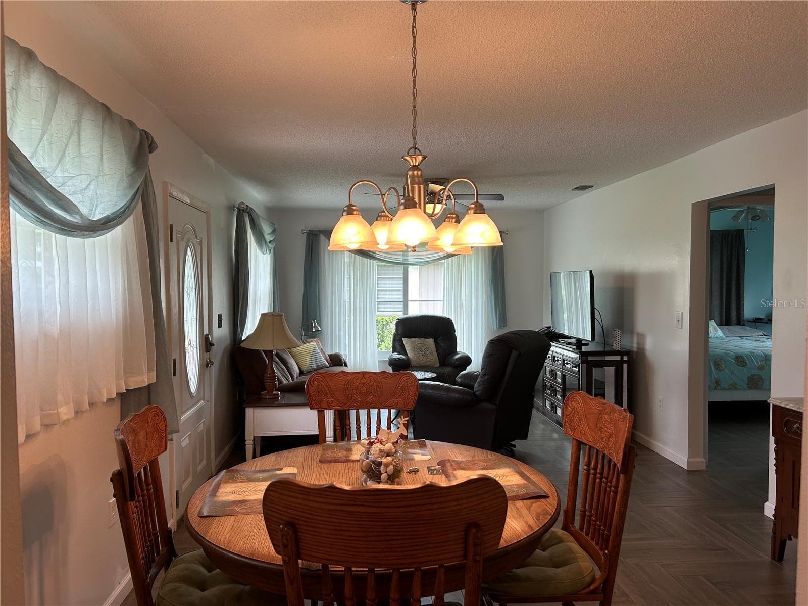 1359 Glendale Cir W #214