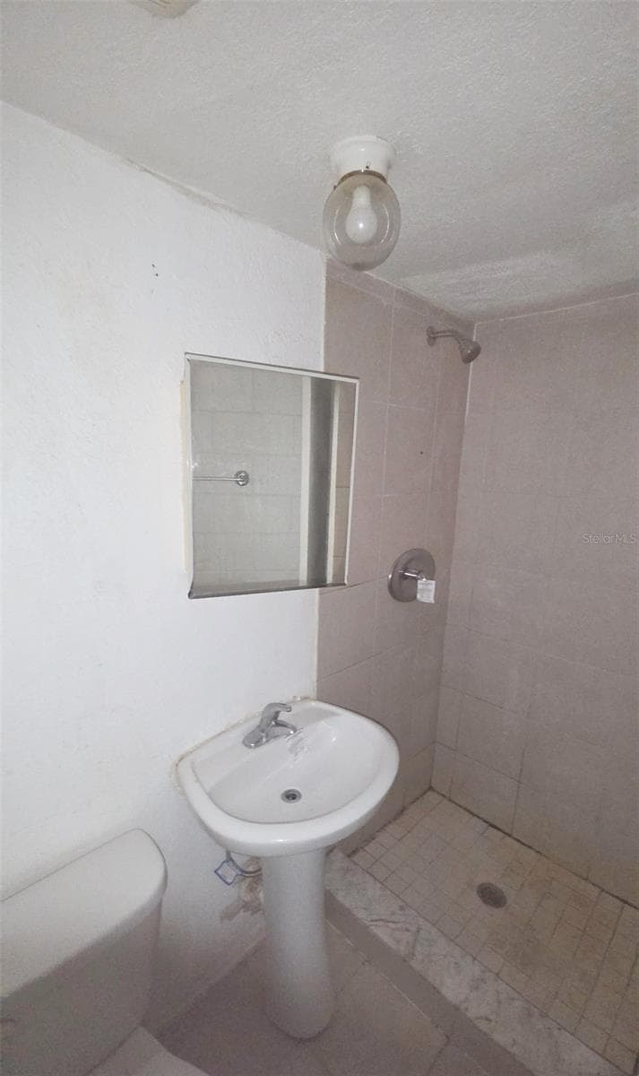 1672 10th St photo 5