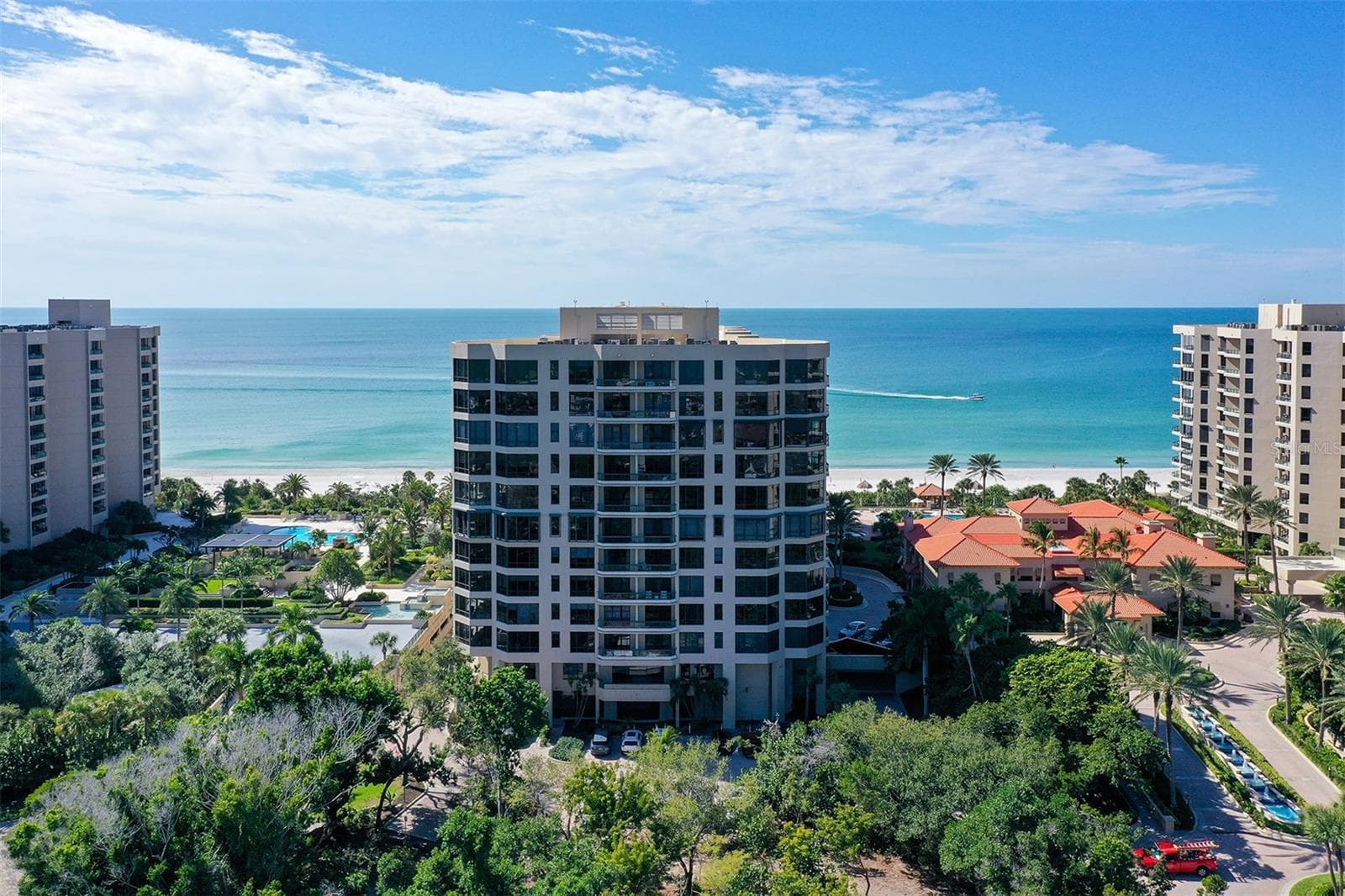 1241 Gulf Of Mexico Dr #303 photo 3