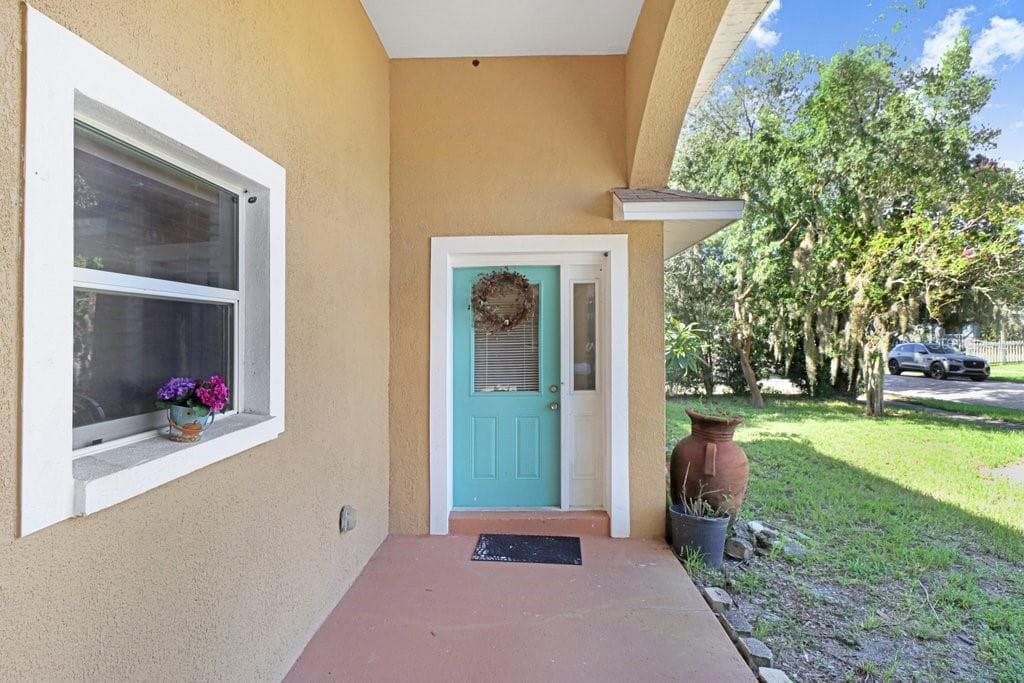 1131 Dogwood Ave photo 3