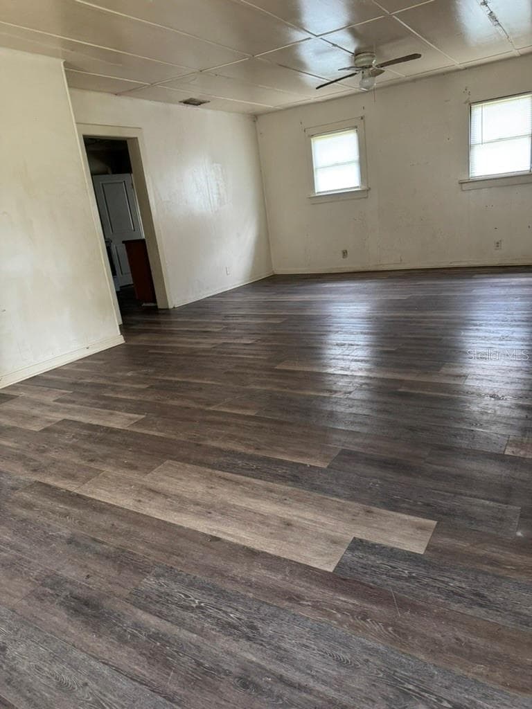 1049 Plateau Ave photo 3