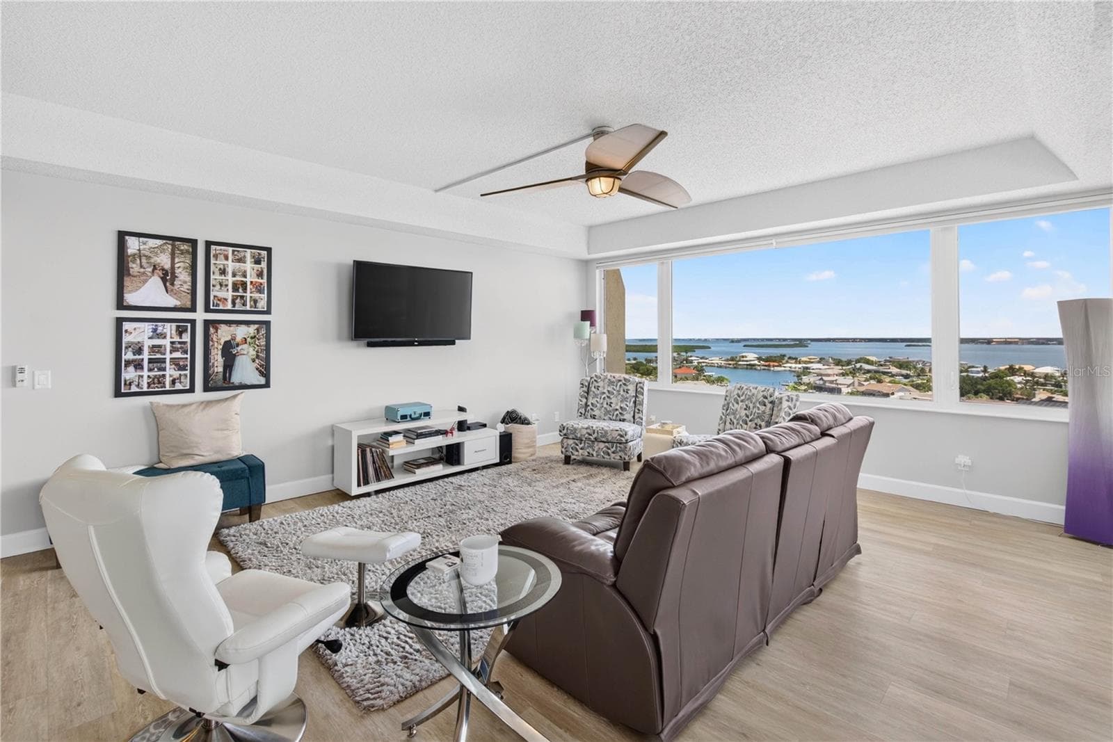 736 Island Way #1202 photo 5