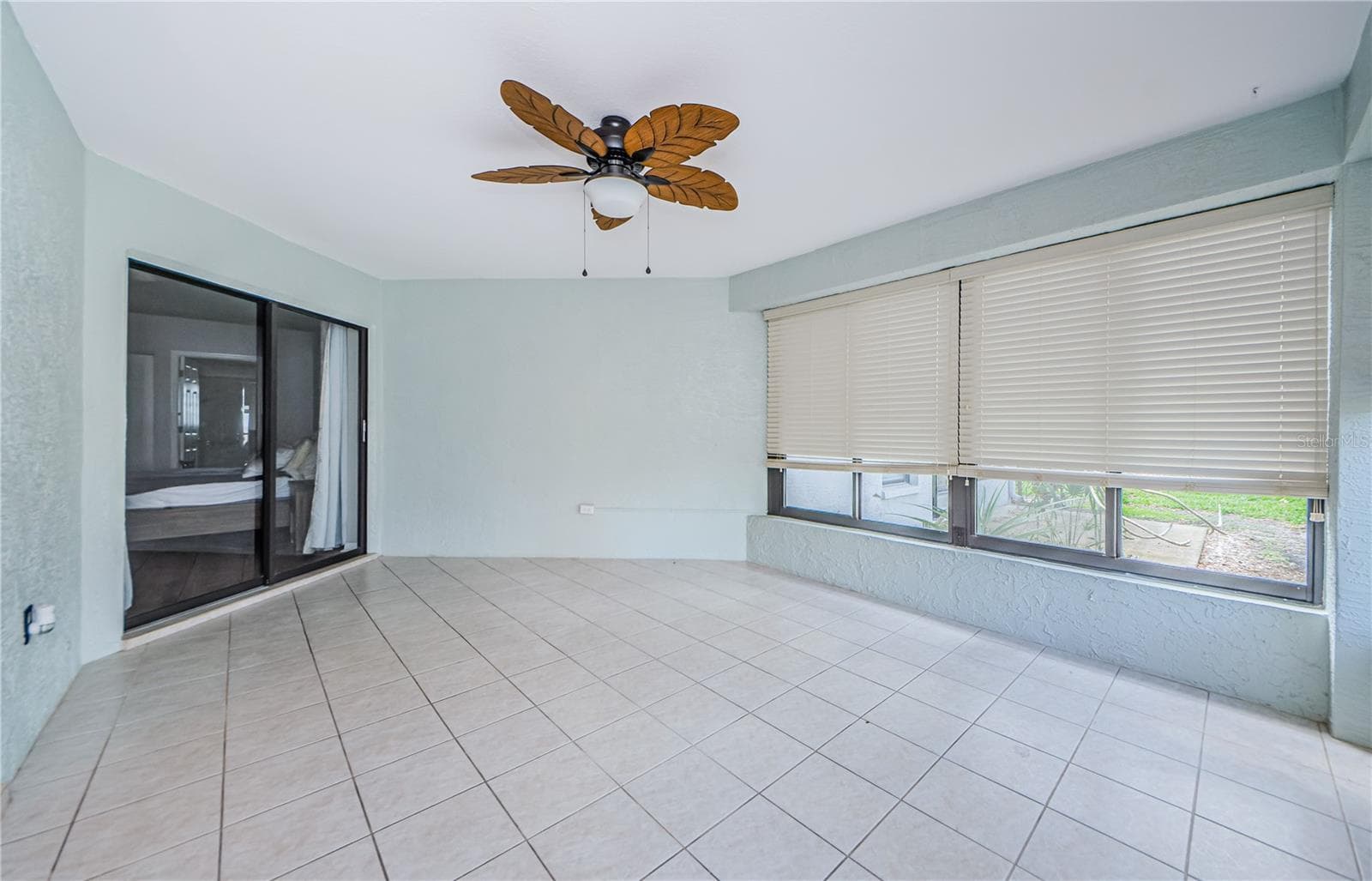 3647 Muirfield CT photo 4