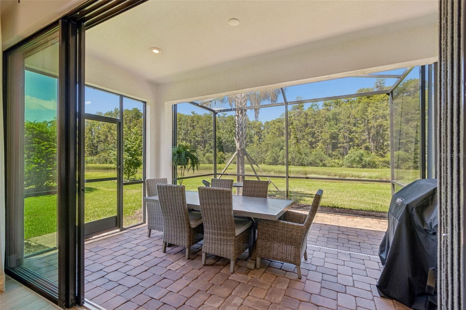 4333 Cairoli CT photo 3