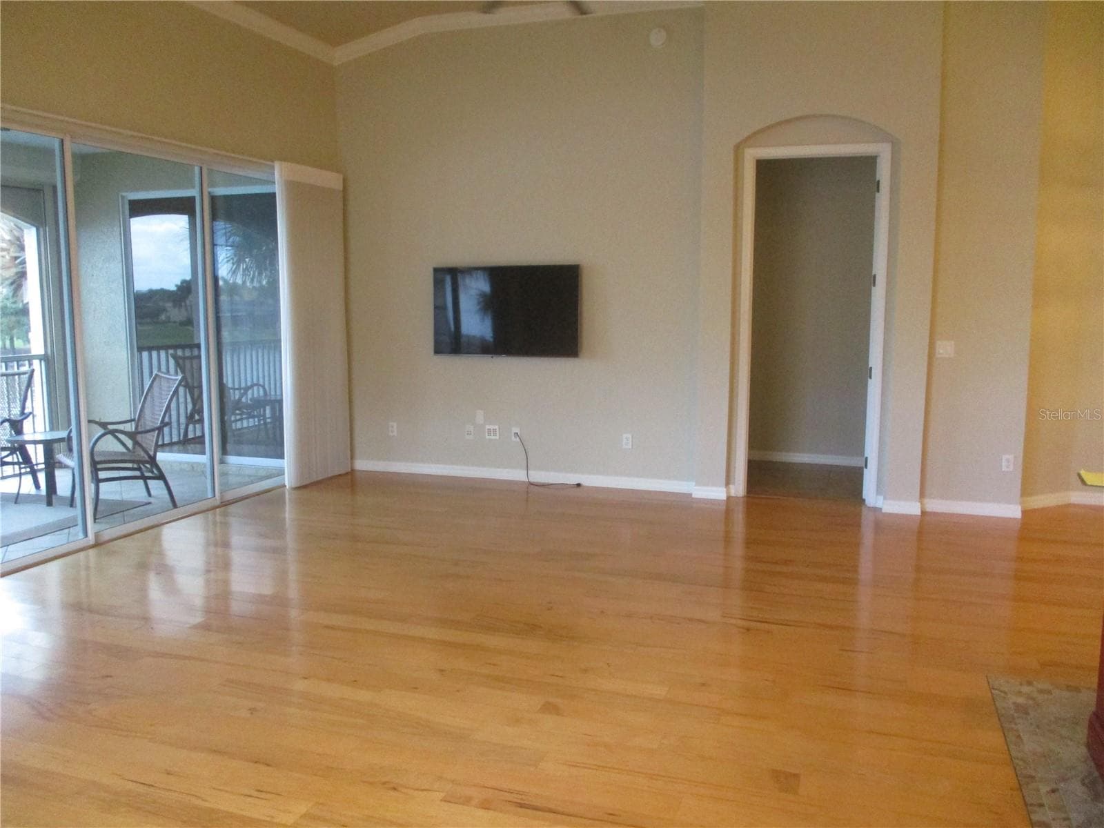 1368 Emerald Dunes Dr #20 photo 3