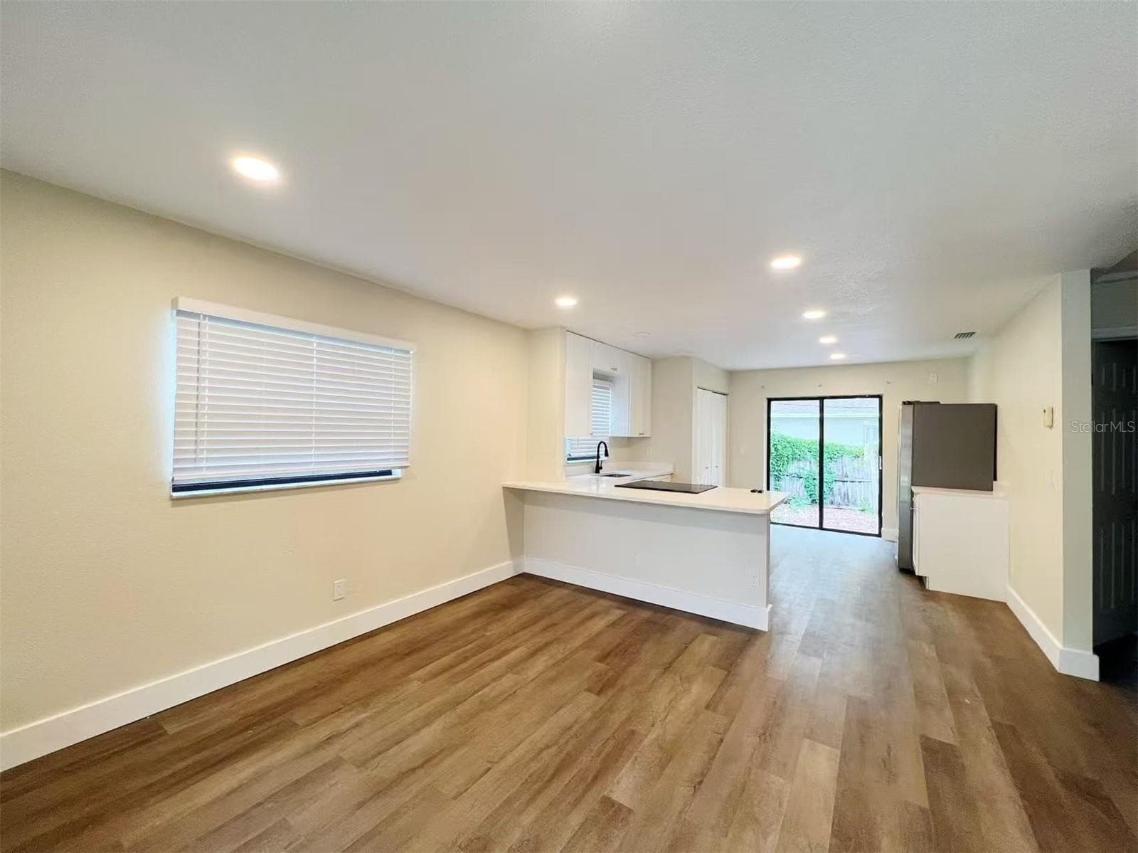 1016 9th Ave #A photo 4